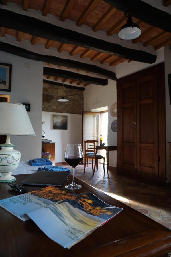 La Sorpresa Monolocale Con Vista Vallata Pitigliano Exterior foto